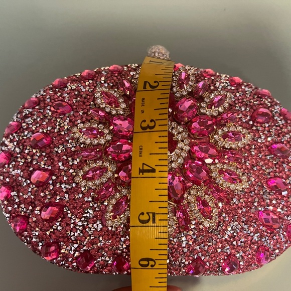 Ramla Pink/Gold Crystal Clutch with removable strap and handle - Picture 7 of 10